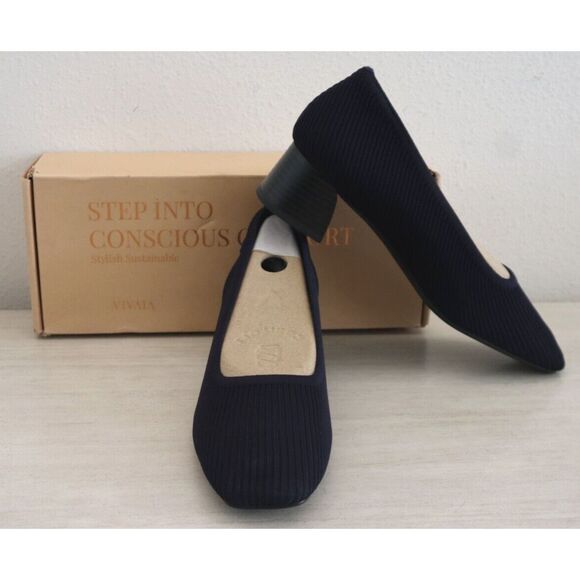 Vivaia Women's Sz 39.5M US 8.5M Melody Pro Navy Square-Toe Chunky Heels - Picture 1 of 9